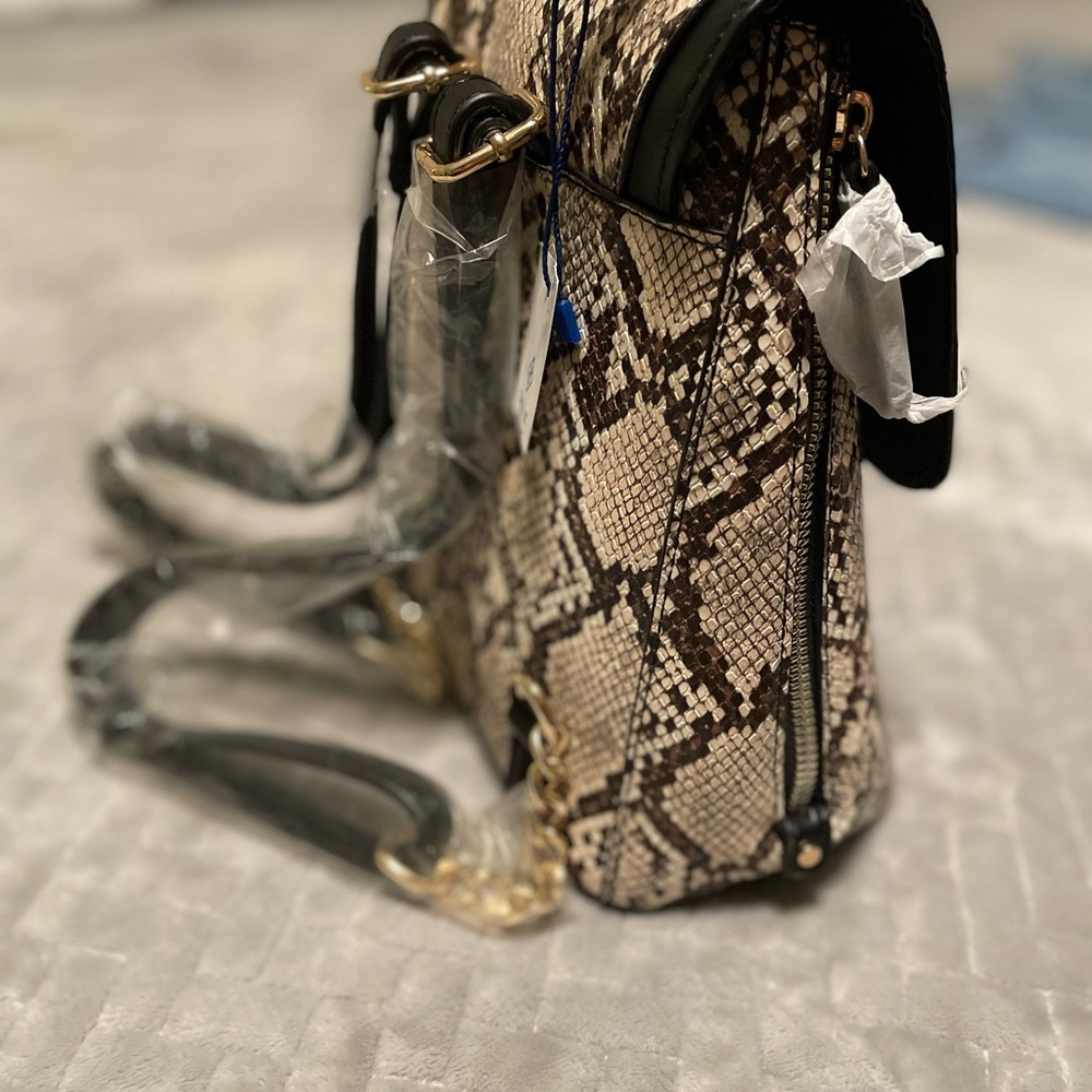 Call it Spring- Small Backpack Style Bag - Picture 7 of 8